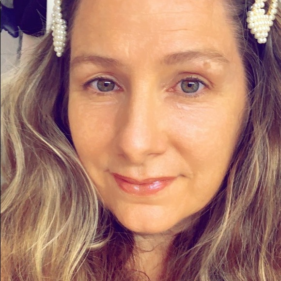 Meet your Posher, Sherri - Picture 4 of 12